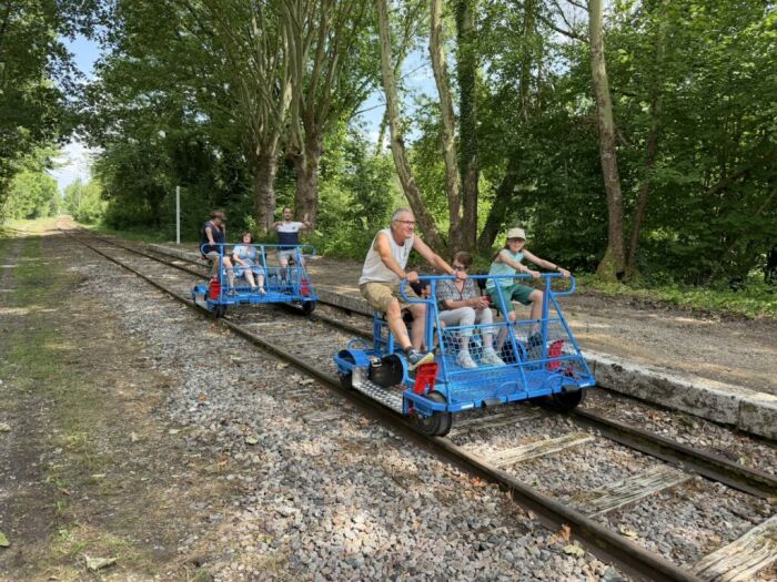 Vélorail de l'Aube ALS 26  - https://www.velorail-aube.fr/ ©Velorail-de-l-Aube