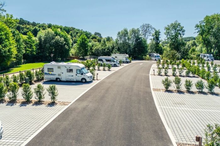 2026 Aire camping-car Sequoia Parc Dolancourt - ©Nigloland (2) (1).jpg Nigloland
