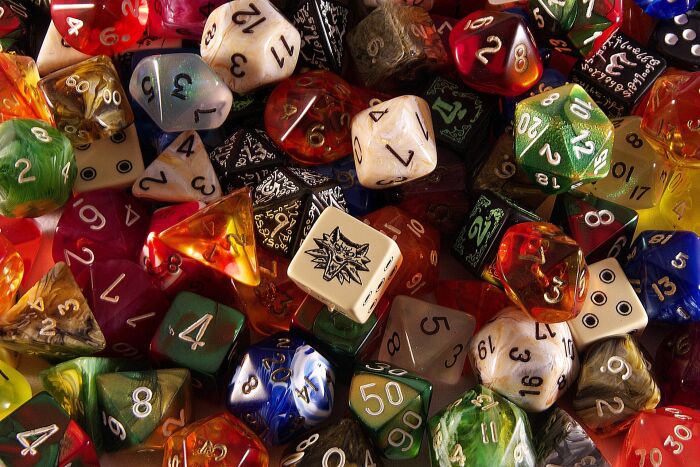 adriano7492-dice-2788986_1920 (1).jpg RSS