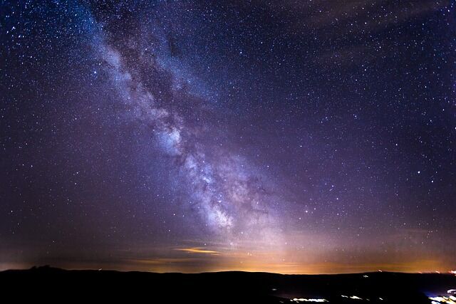 theartofsounds2001-starry-sky-2051448_640.jpg theartofsounds2001 - pixabay