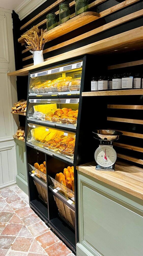 La chapelle des soeurs le petit marché du terroir Dienville - Petit-déjeuner.jpg Désirée van der Velden