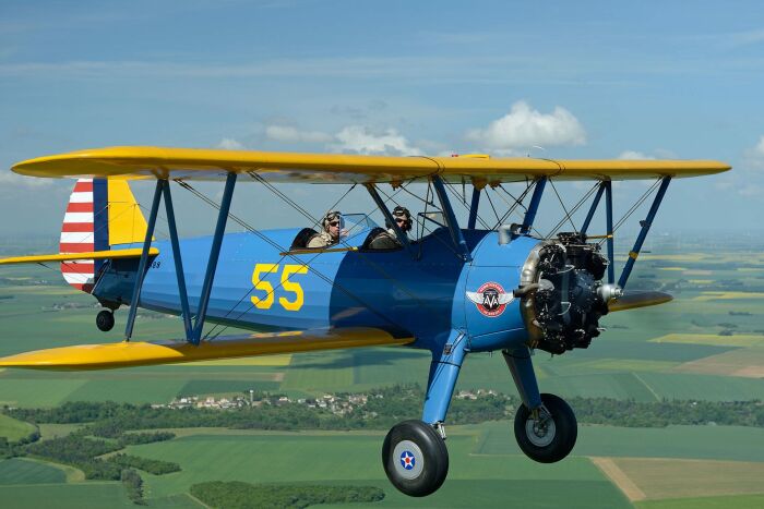 rassemblement aerodrome.jpg Mauboussin Aéro Collection