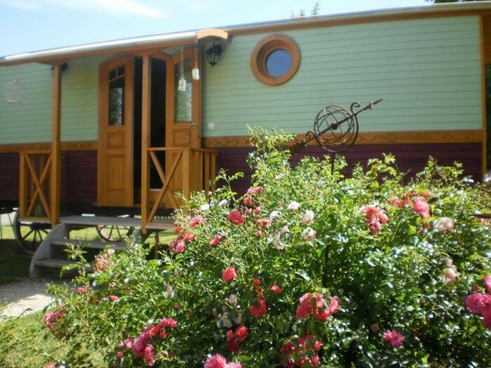 Roulotte la Badèle Lac du Temple Lac Amance (7).jpg Gites de France Aube - Frédérique HUTPIN