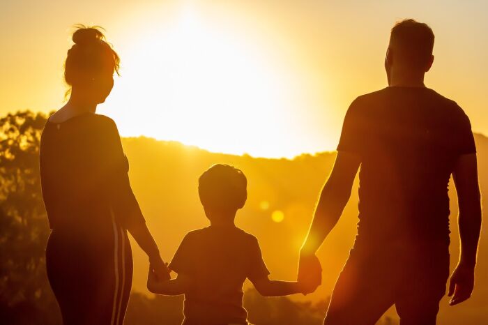 family-7392843_1280.jpg © s05prodpresidente - Pixabay