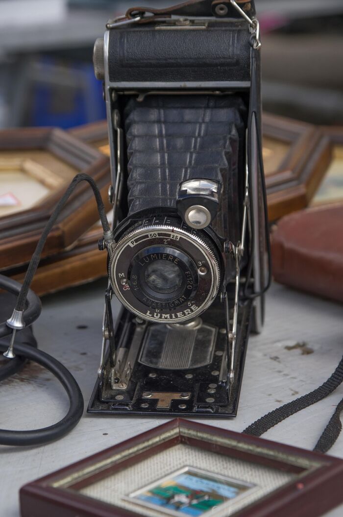 flea-market-3606145_1280.jpg © jackmac34 - Pixabay