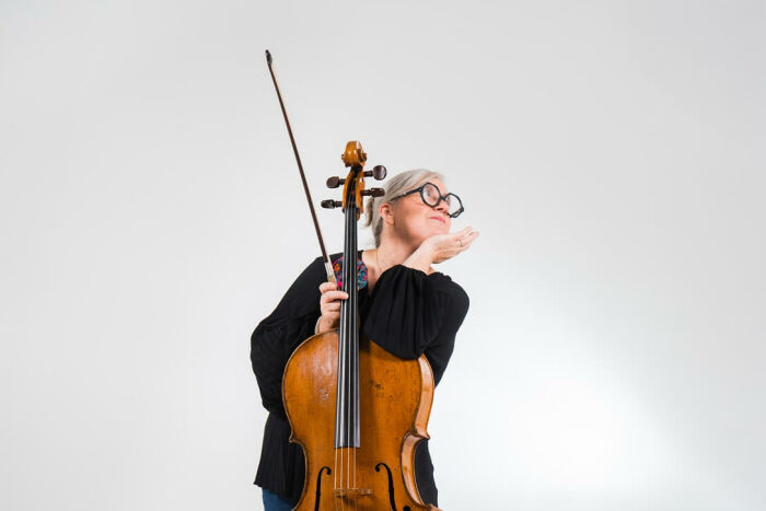 TREMOULET Violoncelle.jpg Mme Tremoulet