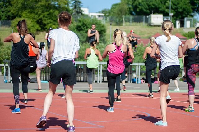 andrzejrembowski-zumba-4333580_640.jpg AndrzejRembowski - pixabay