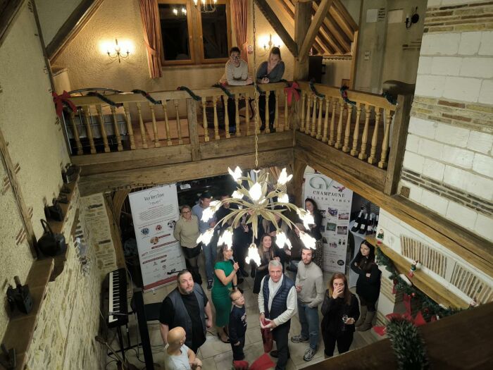 vue de la salle à manger depuis la mezzanine © P. Zaccaria - Terre d'Âmes