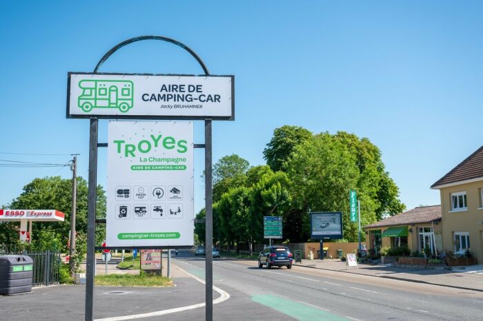 Aire de camping-car Troyes La Champagne