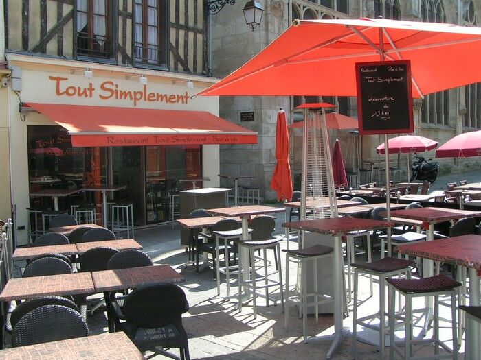 Tout simplement - Terrasse.JPG Tout Simplement
