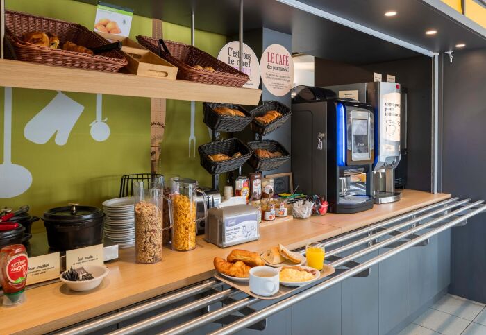 buffet Hotel B&B Troyes Barberey
