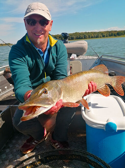 Jean MARTIN, Moniteur Guide de pêche