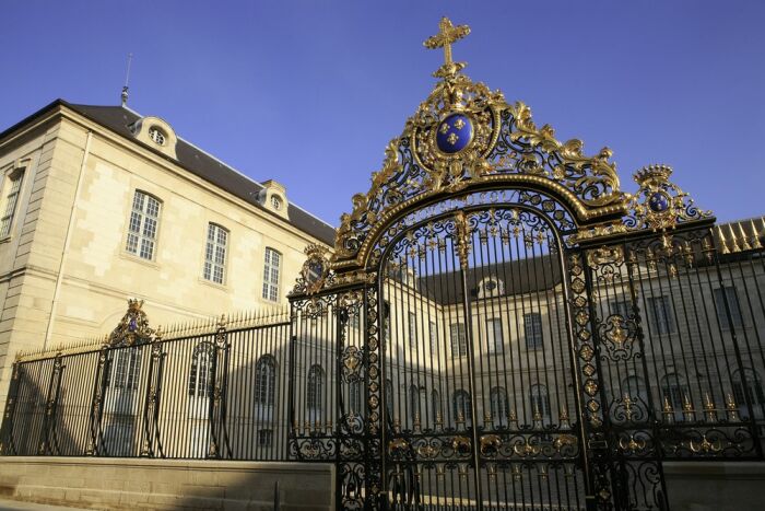 Grille de l'Hôtel Dieu.jpg ©D.LeNevé