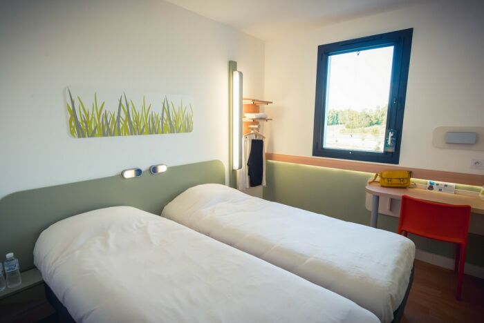 chambre twin.jpg Ibis Budget Troyes Est