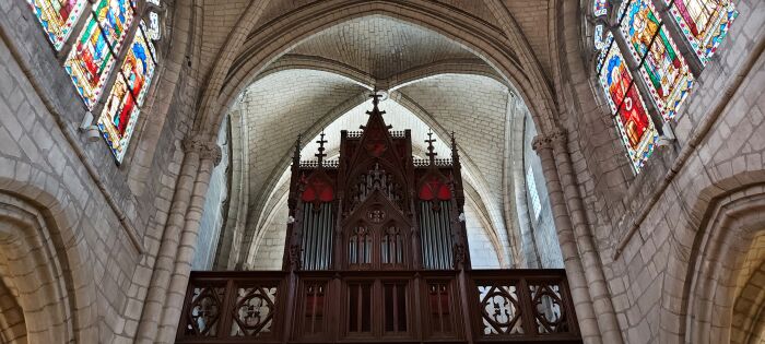 St Rémy_orgue et vitraux © AG - Troyes La Champagne Tourisme