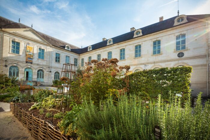 Cour de l'Hôtel Dieu-le-Comte © Studio OG - Troyes La Champagne Tourisme