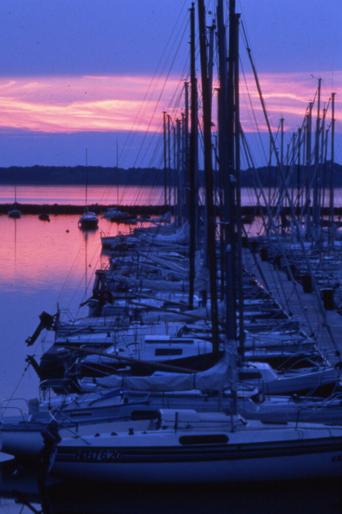 Coucher de soleil sur le port.JPEG Aube en Champagne