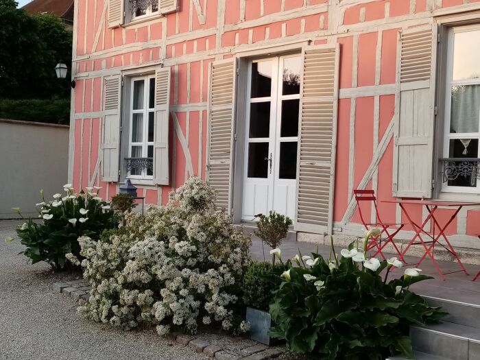 La façade en avril /mai François Chabroux