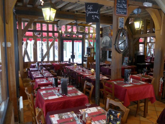 grande salle .JPG Le Grill Saint Jean