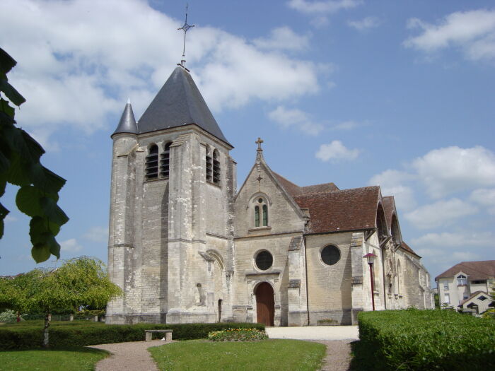 Eglise St Parres © Daniel Kaufmann