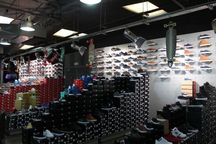 Freeshop_07.JPG © Marques City