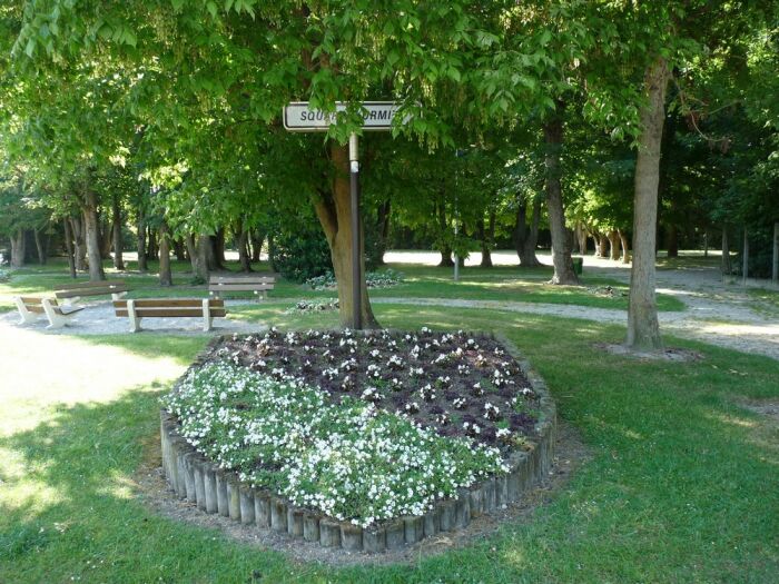 Le square d'Urmitz.JPG ©TLCT