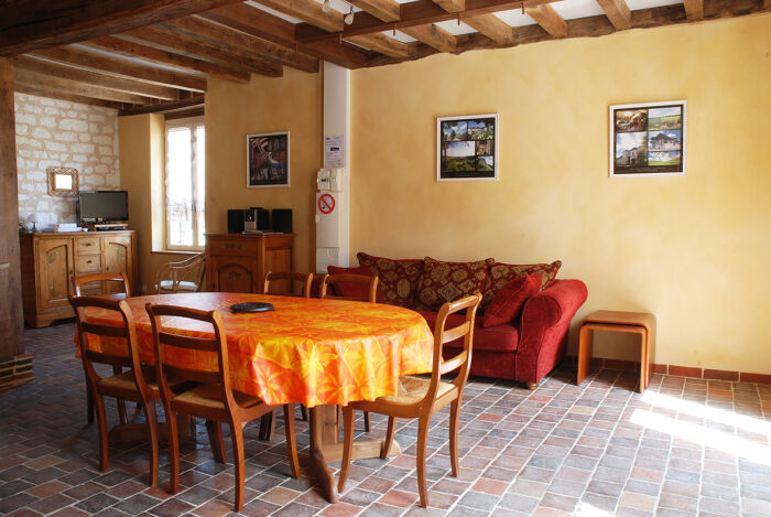 Le salon-séjour.JPG © la Colin'Othe