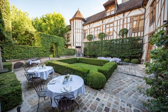 Maison de Rhodes - terrasse.jpg Olivier Douard Photographe