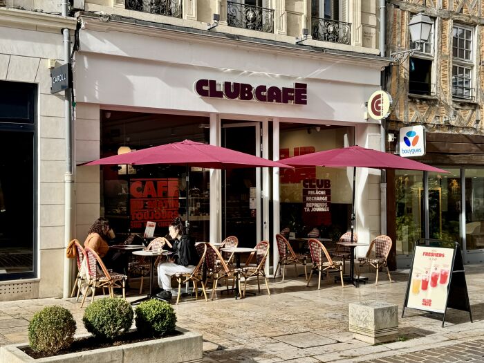 CLUB CAFÉ TROYES CLUB CAFÉ TROYES