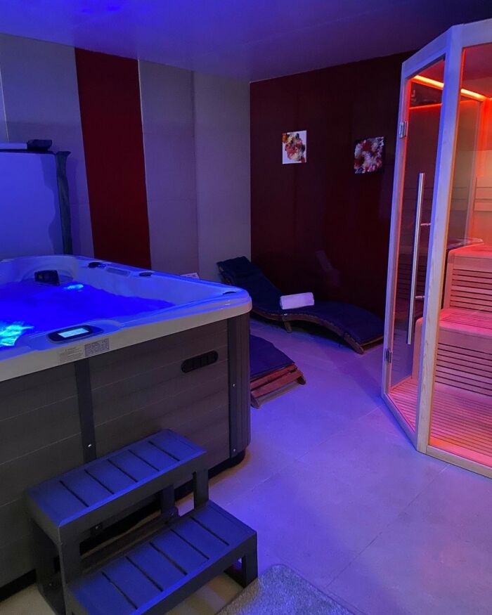 Spa et sauna.jpg © Ludivine Locquegnies - Directrice Lagoa