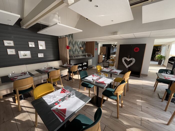 Salle de restaurant Campanile