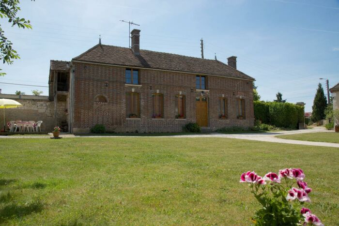 Le Bas du Buisson Fermé ©Gîtes de France Aube