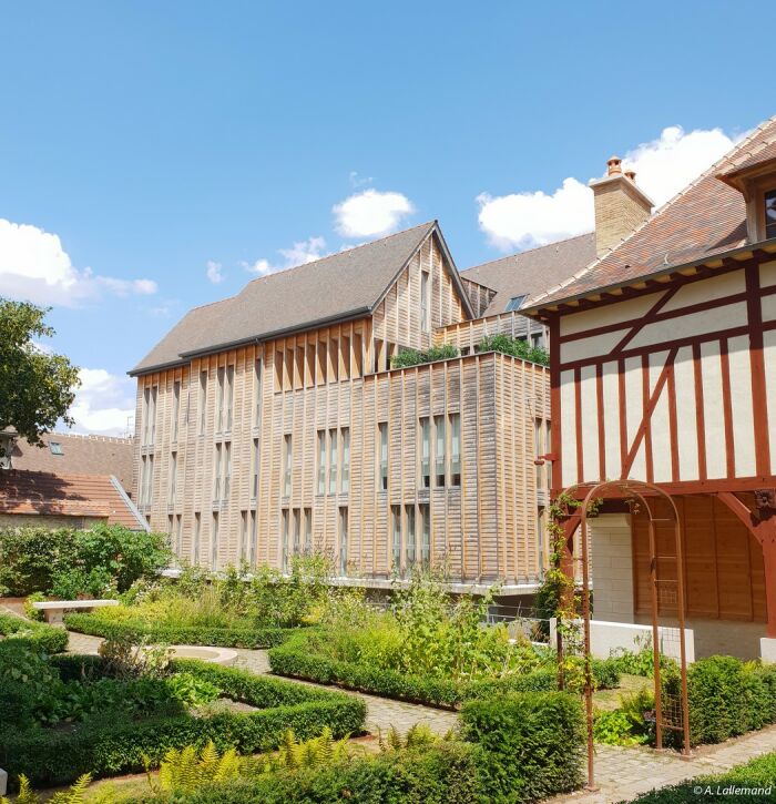 Jardin Juvénal des Ursins © AL - Troyes Champagne Tourisme (15).jpg AL - Troyes Champagne Tourisme