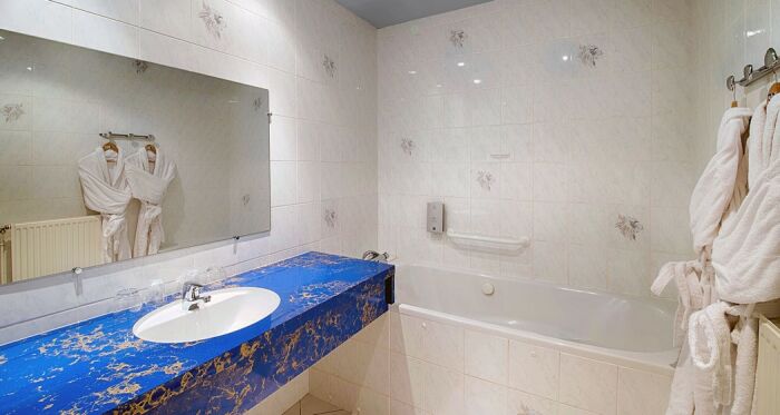 SDB CH4 © Auberge du lac.jpg Auberge du lac
