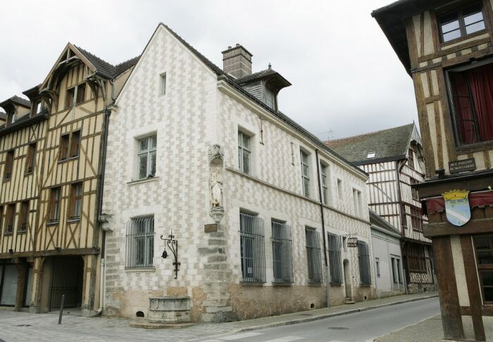 HOTEL DU MOISE - Copyright  Carole Bell.jpg Copyright  Carole Bell