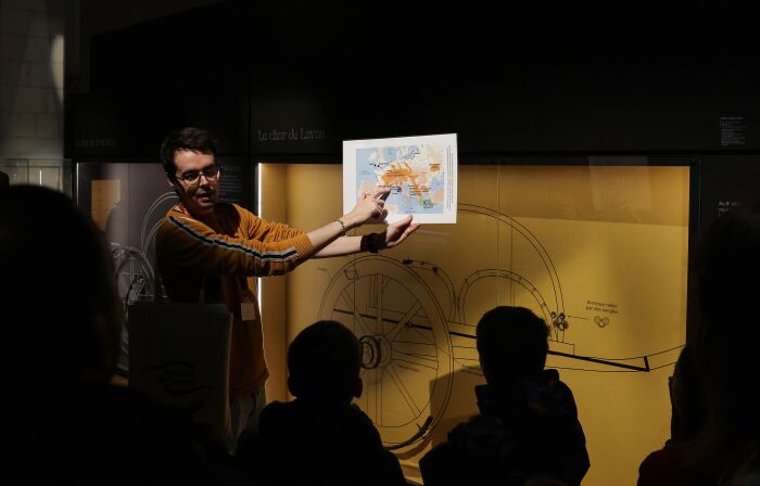 Visite-atelier en famille « A la découverte d’un prince »_Troyes © Carole Bell - Ville de Troyes