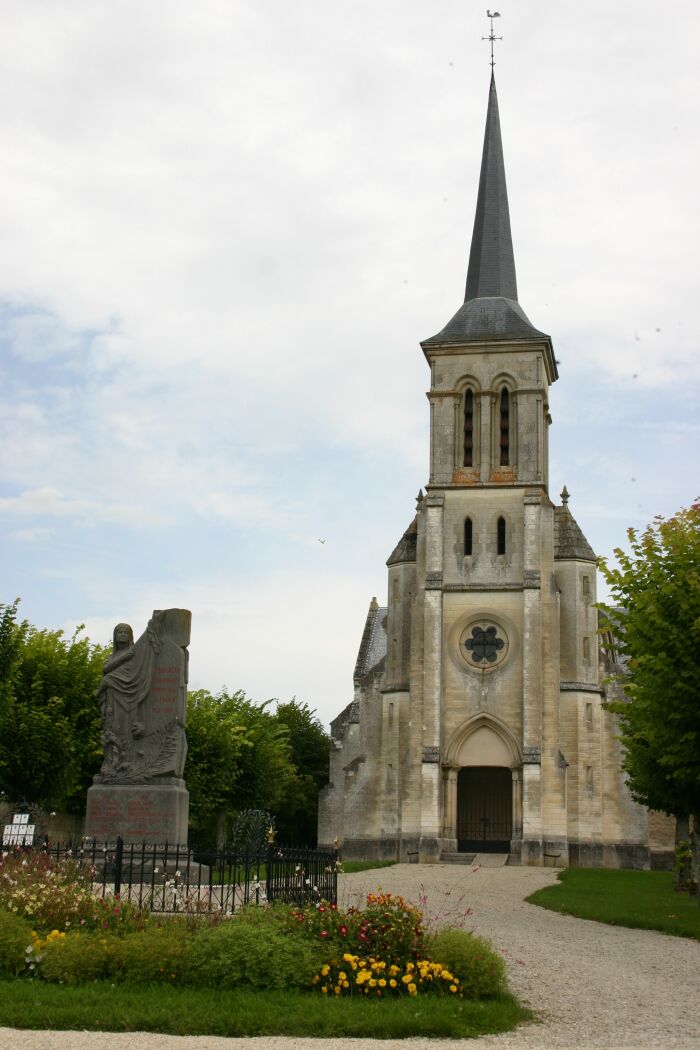 Eglise-Villechétif.JPG ©TLCT