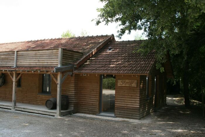2.JPG Western City - Cottage Supérieur
