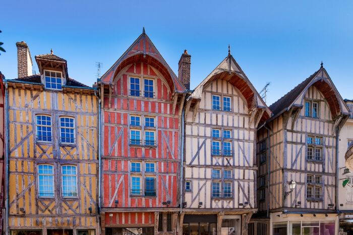 Rue Emile Zola 2 (2) © Olivier Gobert - Troyes La Champagne Tourisme .jpg © Olivier Gobert - Troyes La Champagne Tourisme