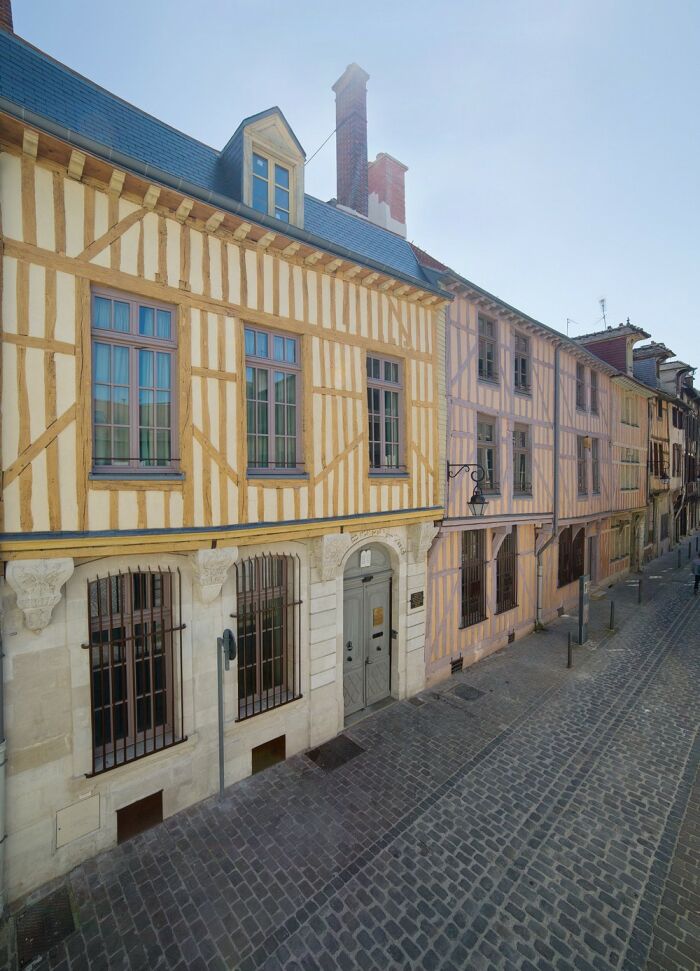 Façade synagogue - Rue Brunneval Association Communautaire Israëlite Rachi