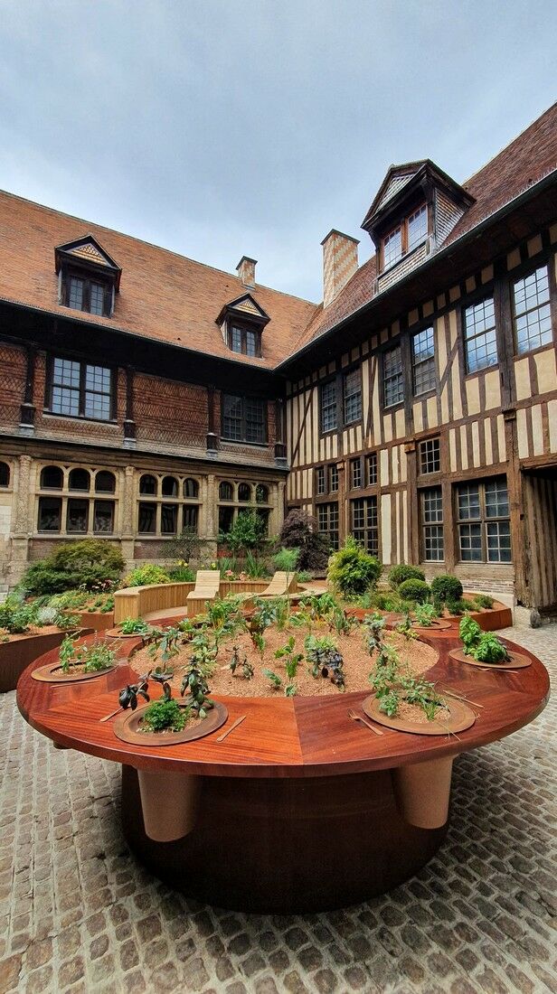 Jardin MOPO - ©AR - Troyes La Champagne Tourisme (1).jpg ©AR - Troyes La Champagne Tourisme