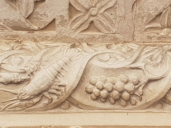 Frise écrevisse - hôtel du petit louvre © NV - Troyes La Champagne Tourisme