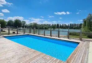 piscine.jpg ©Les Terres Rouges
