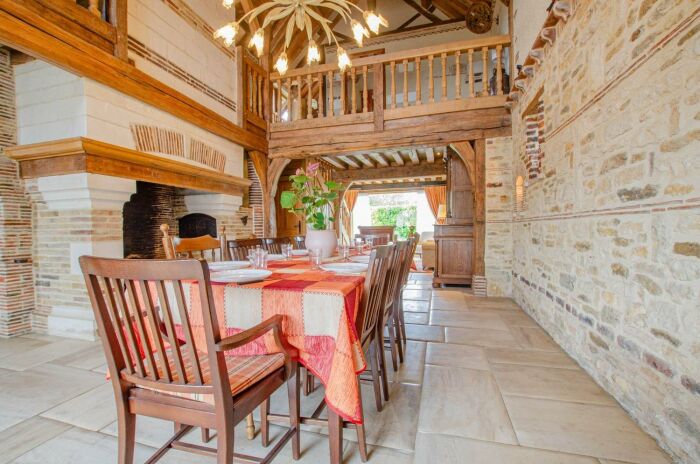 salle à manger © P. Zaccaria - Terre d'Âmes