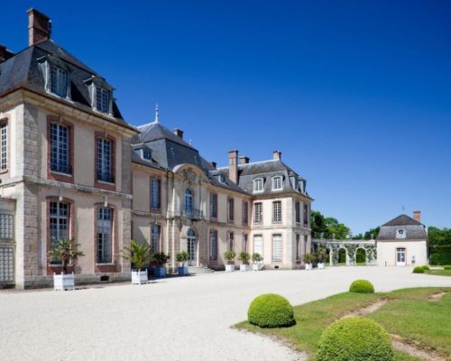 Chateau de la Motte-Tilly Chateau de la Motte-Tilly