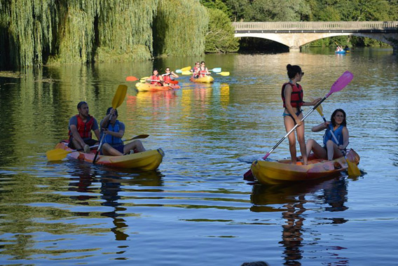 kajakfahren auf der Seine