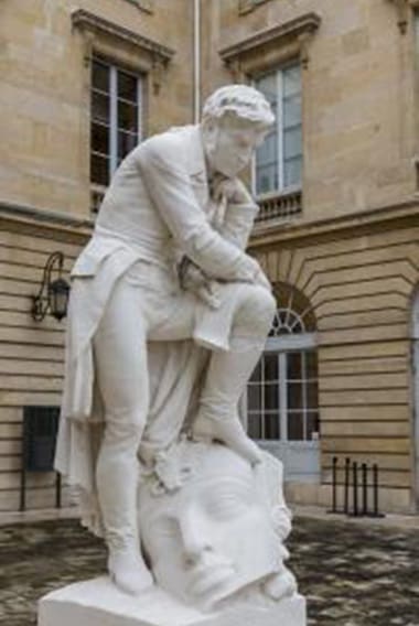 bartholdi_fnac_pfh-8976_4d29996_1 bartholdi_fnac_pfh-8976_4d29996_1