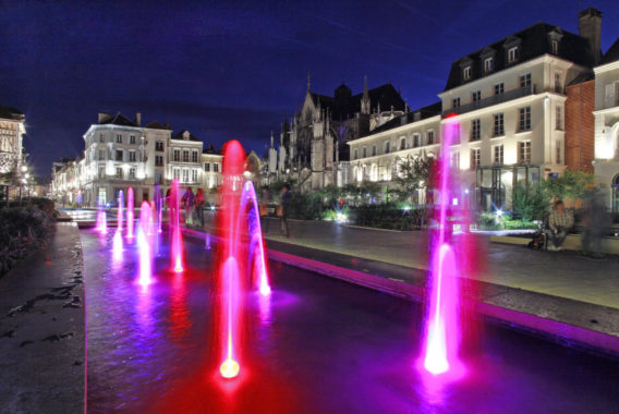 PLACE DE LA LIBERATION PLACE DE LA LIBERATION