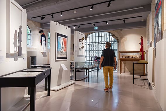 Salle-expo-temporaire-Musée-Napoléon-©Studio-OG Musée Napoléon